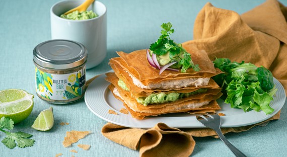 Millefeuille rillettes de bar yuzu et guacamole
