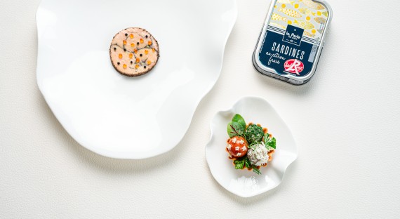 Terrine de Foie Gras marbrée, rillettes de sardines à la criste marine et blinis aux herbes fraîches par le chef Benjamin Patissier